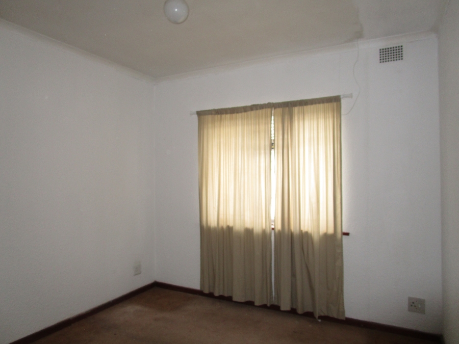 3 Bedroom Property for Sale in Belgravia Western Cape